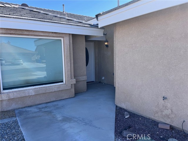 Detail Gallery Image 3 of 29 For 26577 Windjammer Ln, Helendale,  CA 92342 - 4 Beds | 2 Baths