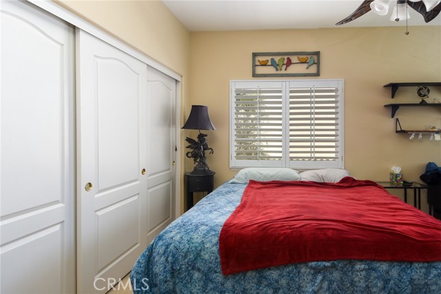 24182 Via Llano, Murrieta CA: https://media.crmls.org/medias/45848642-1c48-4e49-b7f8-b24a0b49463c.jpg