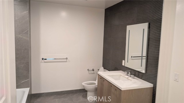 Detail Gallery Image 10 of 12 For 400 S Broadway #922,  Los Angeles,  CA 90013 - 1 Beds | 1 Baths