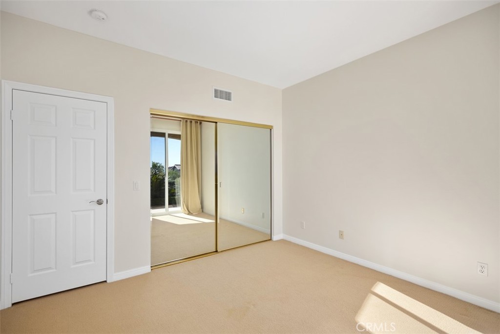 MLS #OC25246752 image #26