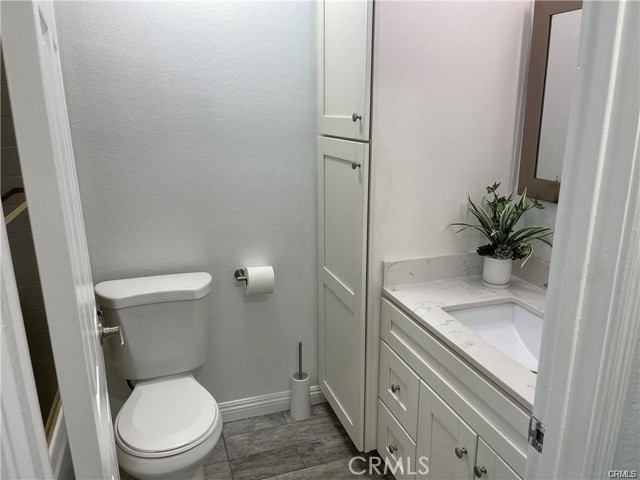 Detail Gallery Image 13 of 19 For 2134 W Mills Dr, Orange,  CA 92868 - 4 Beds | 2 Baths