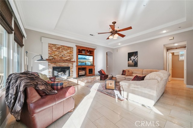 Detail Gallery Image 6 of 73 For 3004 Dapplegray, Norco,  CA 92860 - 4 Beds | 2/1 Baths