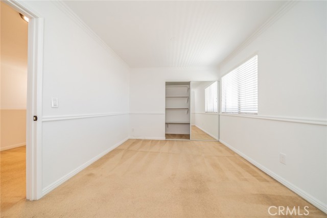 Detail Gallery Image 28 of 61 For 13621 Dellwood Ave, Victorville,  CA 92392 - 6 Beds | 3 Baths