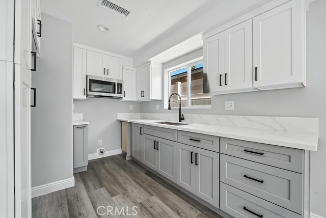 22020 PIONEER Boulevard, Hawaiian Gardens CA: https://media.crmls.org/medias/45886468-f0c8-4a86-ab6a-38c2695d0b07.jpg