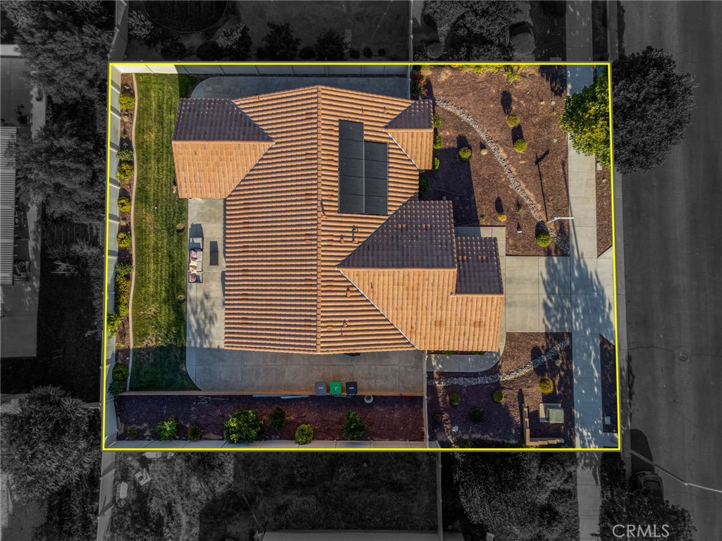 https://media.crmls.org/medias/458867af-e4ad-4999-a1fe-25212774fdc1.jpg?preset=X-Large