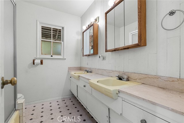 Detail Gallery Image 26 of 35 For 21032 Baltar St, Canoga Park,  CA 91304 - 3 Beds | 2 Baths