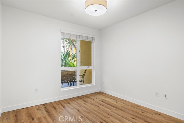 Detail Gallery Image 14 of 34 For 21301 Erwin #206,  Woodland Hills,  CA 91367 - 2 Beds | 2 Baths