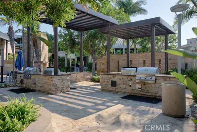 53 Gramercy, Irvine CA: https://media.crmls.org/medias/4589bfc7-a89a-44d3-b48f-4836fa616385.jpg