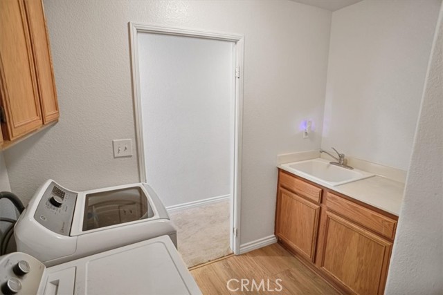 Detail Gallery Image 18 of 21 For 1839 Thomas Dr, Lancaster,  CA 93535 - 4 Beds | 2/1 Baths
