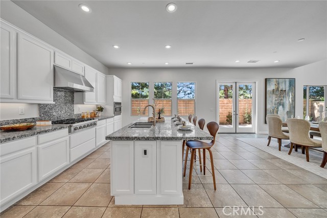 Detail Gallery Image 12 of 70 For 60 Sherwood, Irvine,  CA 92620 - 5 Beds | 6/1 Baths