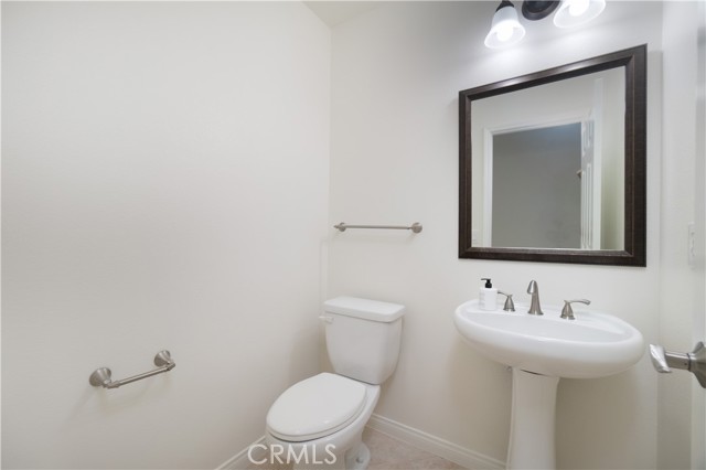 Detail Gallery Image 18 of 53 For 14098 Henderson Dr, Rancho Cucamonga,  CA 91739 - 4 Beds | 2/1 Baths