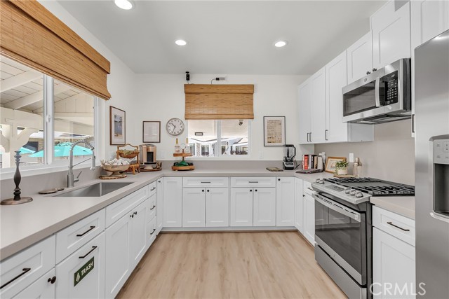 27500 HWY 189, Lake Arrowhead CA: https://media.crmls.org/medias/458af5f8-748b-42c0-bd60-5feb65566274.jpg