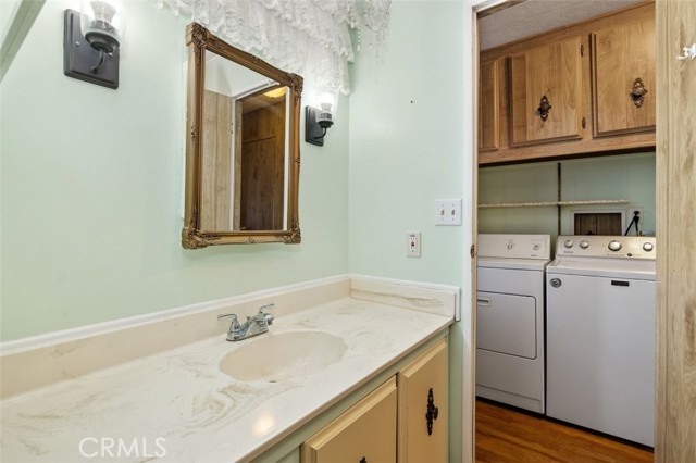 Secondary Bathroom vanity. Note the Jack-n-Jill entry from the hallway.