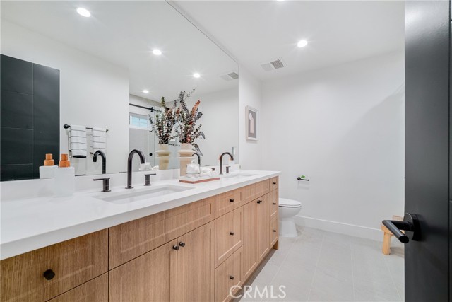 Detail Gallery Image 18 of 38 For 5673 Parkmor Rd, Calabasas,  CA 91302 - 4 Beds | 2/1 Baths
