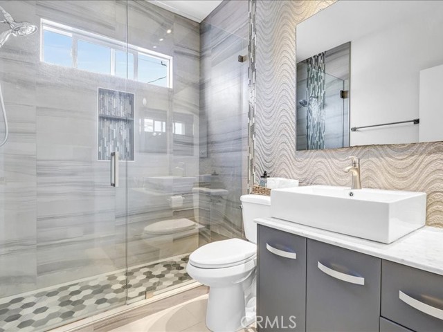 3405 S El Camino Real, San Clemente CA: https://media.crmls.org/medias/458cc24f-ccc5-4999-a601-7b0b931693eb.jpg