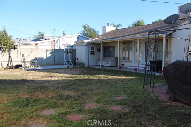 Detail Gallery Image 16 of 16 For 16913 Covello St, Lake Balboa,  CA 91406 - 2 Beds | 2 Baths