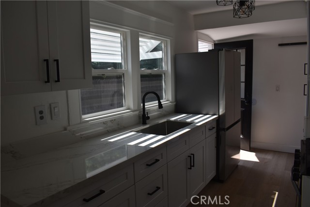 231 W Railway Street, San Dimas CA: https://media.crmls.org/medias/458ea38e-5aca-4be8-aedb-cf847cde7da3.jpg