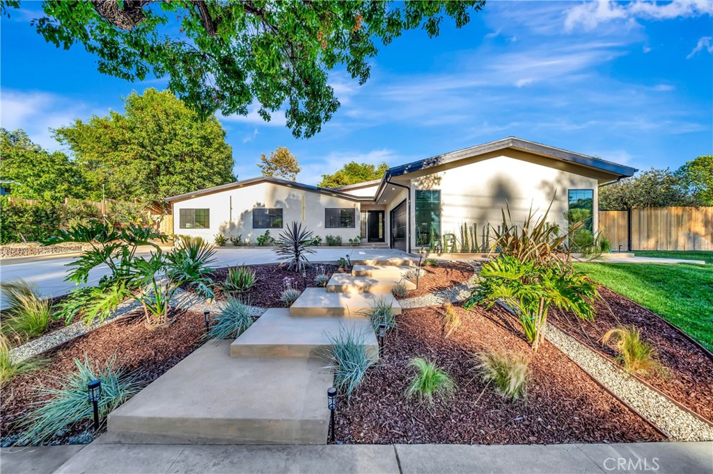 5534 Pattilar Avenue