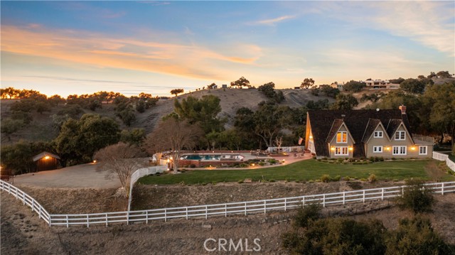 Detail Gallery Image 13 of 74 For 4086 E Oak Trail Rd, Santa Ynez,  CA 93460 - 3 Beds | 4/2 Baths