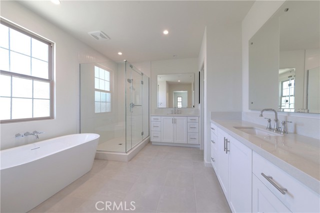 Detail Gallery Image 20 of 39 For 113 Escala, Irvine,  CA 92618 - 4 Beds | 4 Baths