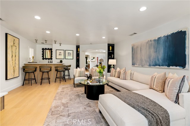 Detail Gallery Image 21 of 45 For 28 W Sycamore Ave, Arcadia,  CA 91006 - 4 Beds | 4 Baths