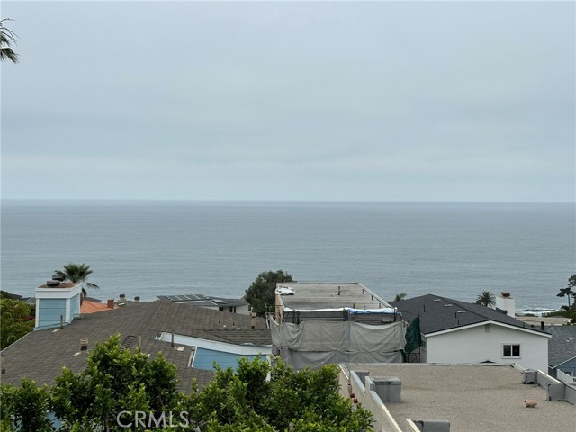 Detail Gallery Image 7 of 64 For 2961 Rounsevel, Laguna Beach,  CA 92651 - 2 Beds | 2 Baths