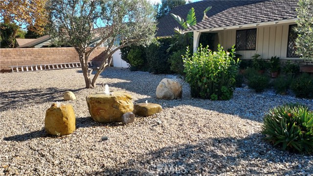 Detail Gallery Image 5 of 36 For 17928 Sunburst St, –,  CA 91325 - 3 Beds | 3 Baths