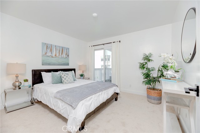 660 The Village, Redondo Beach, California 90277, 1 Bedroom Bedrooms, ,1 BathroomBathrooms,Residential,Sold,The Village,SB22233785