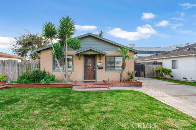 Detail Gallery Image 3 of 56 For 5142 W 142nd St, Hawthorne,  CA 90256 - 3 Beds | 2 Baths