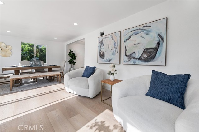 Detail Gallery Image 8 of 28 For 23832 La Rosa, Lake Forest,  CA 92630 - 4 Beds | 2 Baths