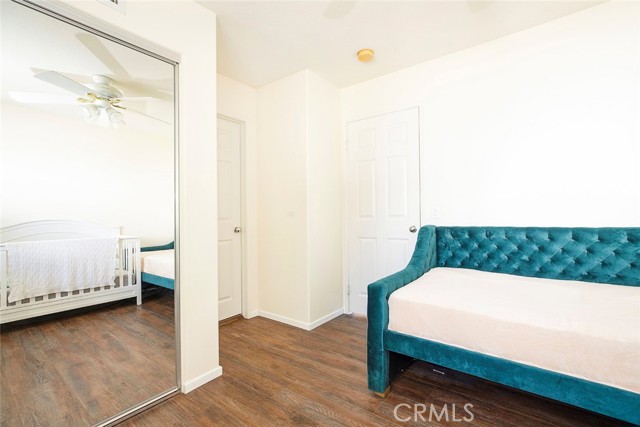 28741 Park Woodland Place, Saugus CA: https://media.crmls.org/medias/45941165-e924-4eac-a2ee-c4bc4594ac41.jpg