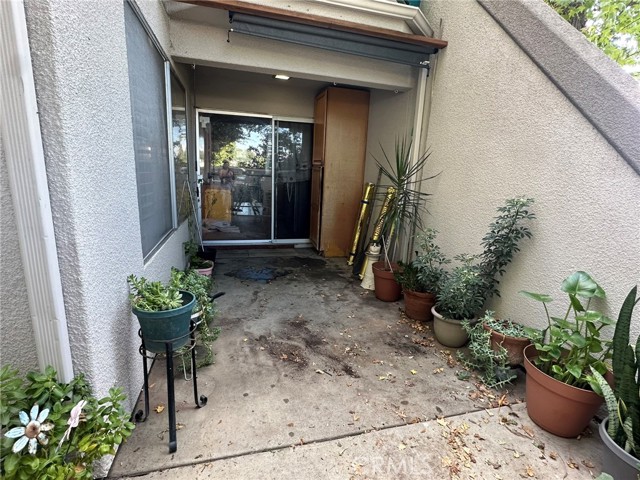 Detail Gallery Image 3 of 28 For 18512 #E Mayall, Northridge,  CA 91324 - 4 Beds | 3 Baths