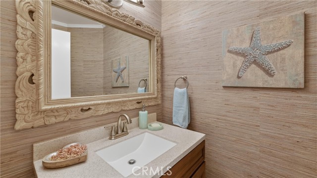 Detail Gallery Image 21 of 44 For 6624 E Leafwood, Anaheim,  CA 92807 - 4 Beds | 2/1 Baths