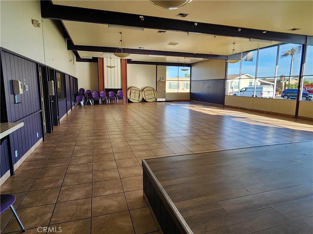9080 Bloomfield Avenue 237