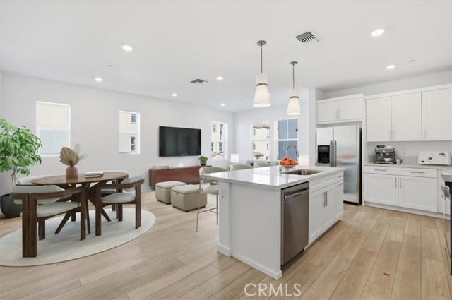 Detail Gallery Image 5 of 18 For 2528 Pantages Dr, El Monte,  CA 91733 - 2 Beds | 2/1 Baths