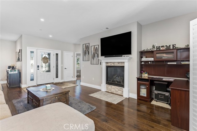 425 Sandalwood, Calimesa CA: https://media.crmls.org/medias/4595e4e0-6271-4fda-9f48-7121908536a0.jpg