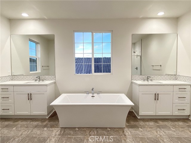 Detail Gallery Image 19 of 31 For 2318 Desert Agave St, Palmdale,  CA 93551 - 5 Beds | 4 Baths