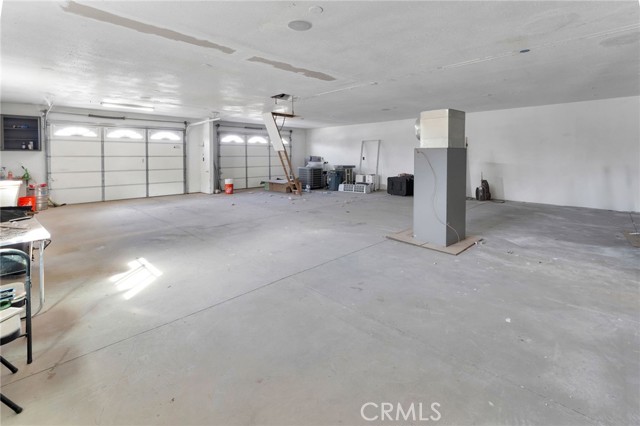 18343 Cocopah Court, Apple Valley CA: https://media.crmls.org/medias/45972667-289f-4efd-b613-88e4119ea4eb.jpg