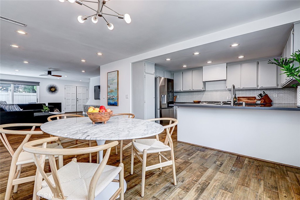 1317 Aviation Boulevard #6