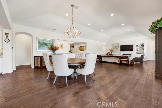 538 Francesca Lane, Glendora CA: https://media.crmls.org/medias/45992873-3c40-441d-af3f-5fe774b6a1bf.jpg
