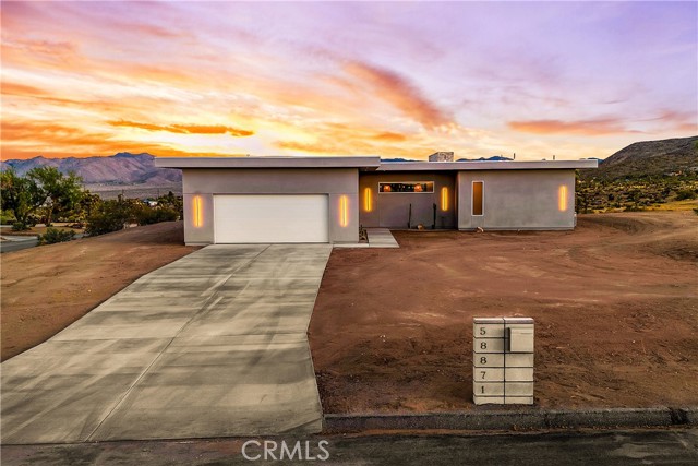 Detail Gallery Image 4 of 75 For 58871 Meredith Ct, Yucca Valley,  CA 92284 - 3 Beds | 2 Baths