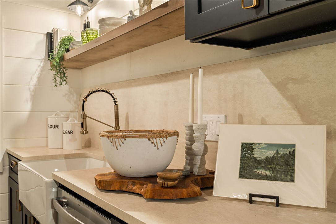 Stunning Kitchen!