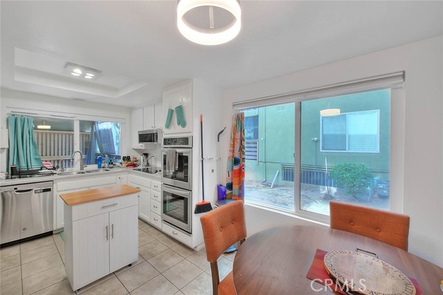 1720 Mission Street, South Pasadena CA: https://media.crmls.org/medias/459a9892-3770-45b9-b352-fb544cf820ef.jpg