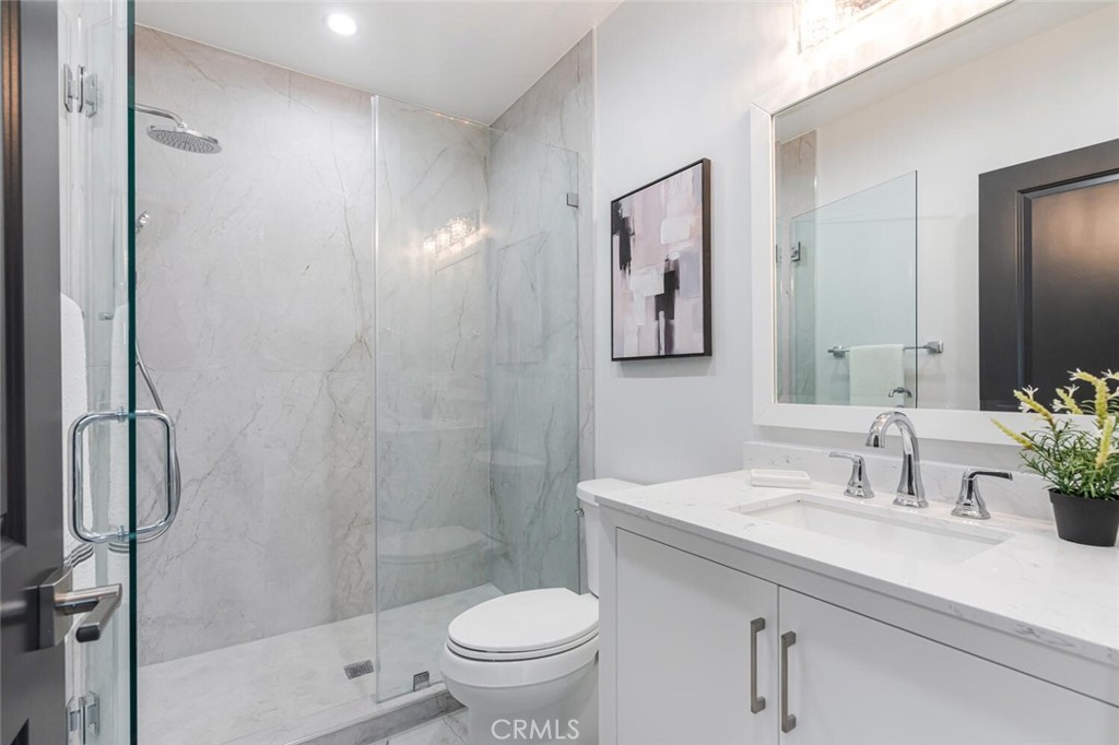 251 S Griffith Park DriveBurbank image #33