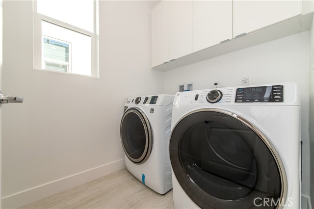 Detail Gallery Image 21 of 28 For 108 Tiffin, Irvine,  CA 92618 - 3 Beds | 2/1 Baths