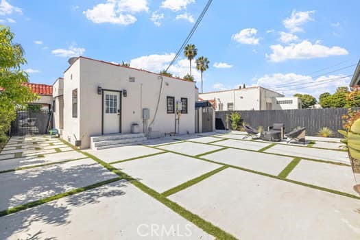 1819 84th Street, Los Angeles, California 90047, 5 Bedrooms Bedrooms, ,4 BathroomsBathrooms,Single Family Residence,For Sale,84th,DW24091199