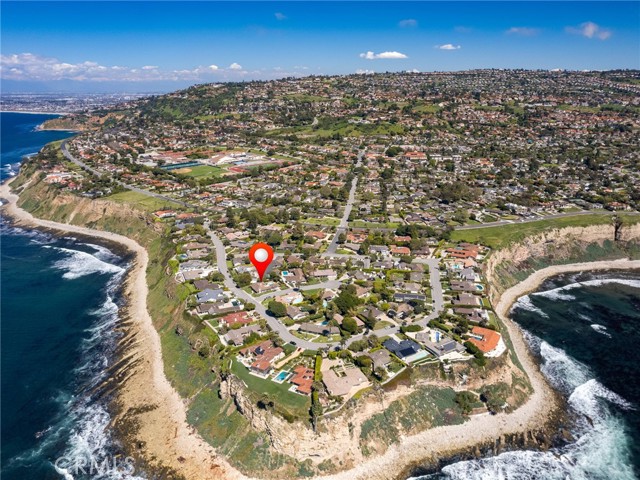 256 Rocky Point Road, Palos Verdes Estates, California 90274, 3 Bedrooms Bedrooms, ,3 BathroomsBathrooms,Residential,Sold,Rocky Point,PV24064932