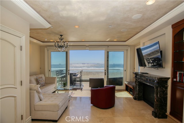 Detail Gallery Image 25 of 34 For 88 a Surfside, Surfside,  CA 90740 - 3 Beds | 3/1 Baths