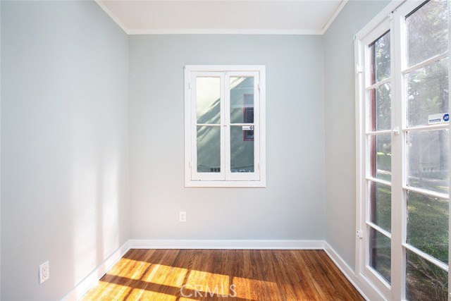 455 E Sacramento Street, Altadena CA: https://media.crmls.org/medias/459e0b48-3c6b-439a-bb01-63959500ea3c.jpg