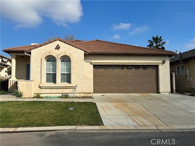 Detail Gallery Image 1 of 74 For 2725 Amalfi, Chowchilla,  CA 93610 - 3 Beds | 2 Baths